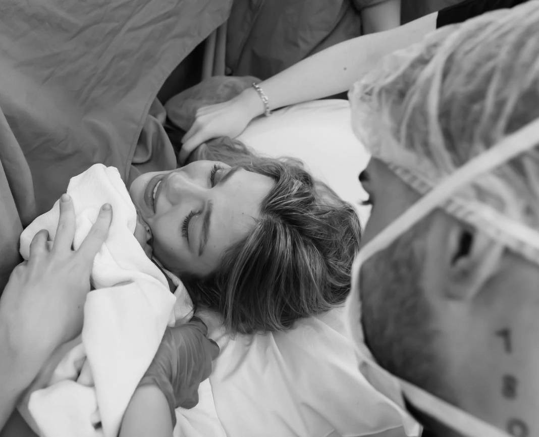 İdo ve Yasemin Tatlıses’in oğlu ameliyat oldu. Son durumunu annesi açıkladı - Resim: 8